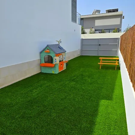 Trevo House - With Private Pool Semesterbostad