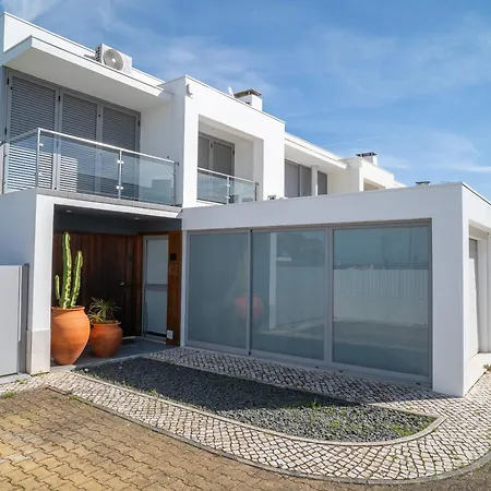 Trevo House - With Private Pool