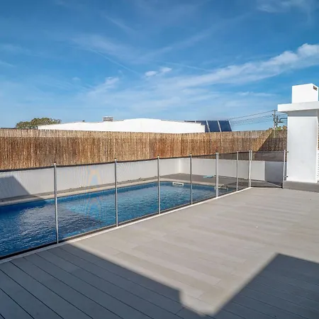 Semesterbostad Trevo House - With Private Pool *