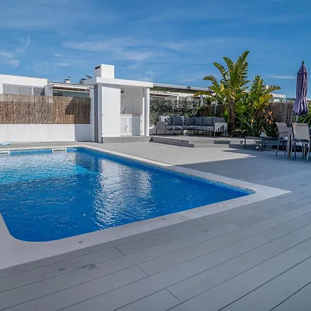 Semesterbostad Trevo House - With Private Pool *