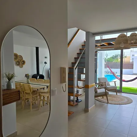 Trevo House - With Private Pool Hébergement de vacances *